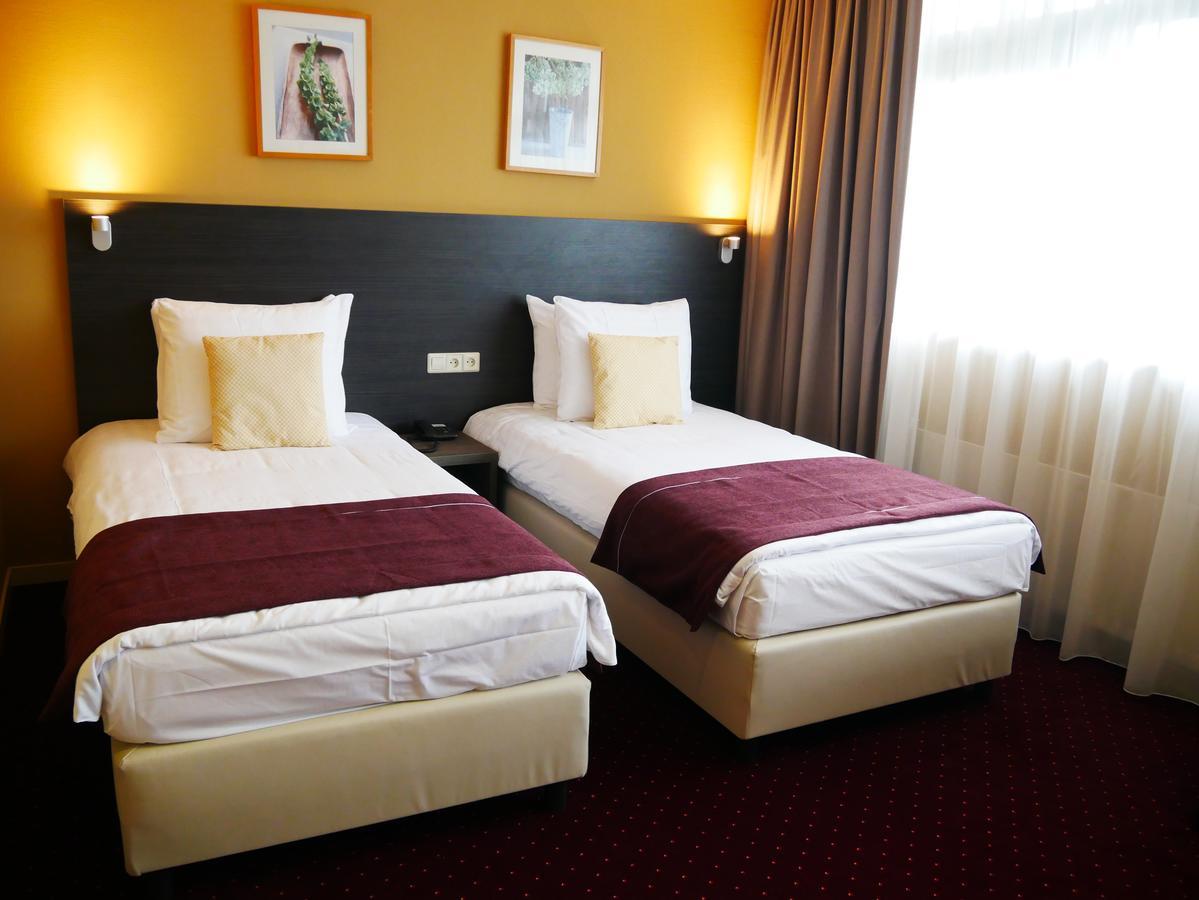 Hotel Het Oosten Alphen aan den Rijn Esterno foto