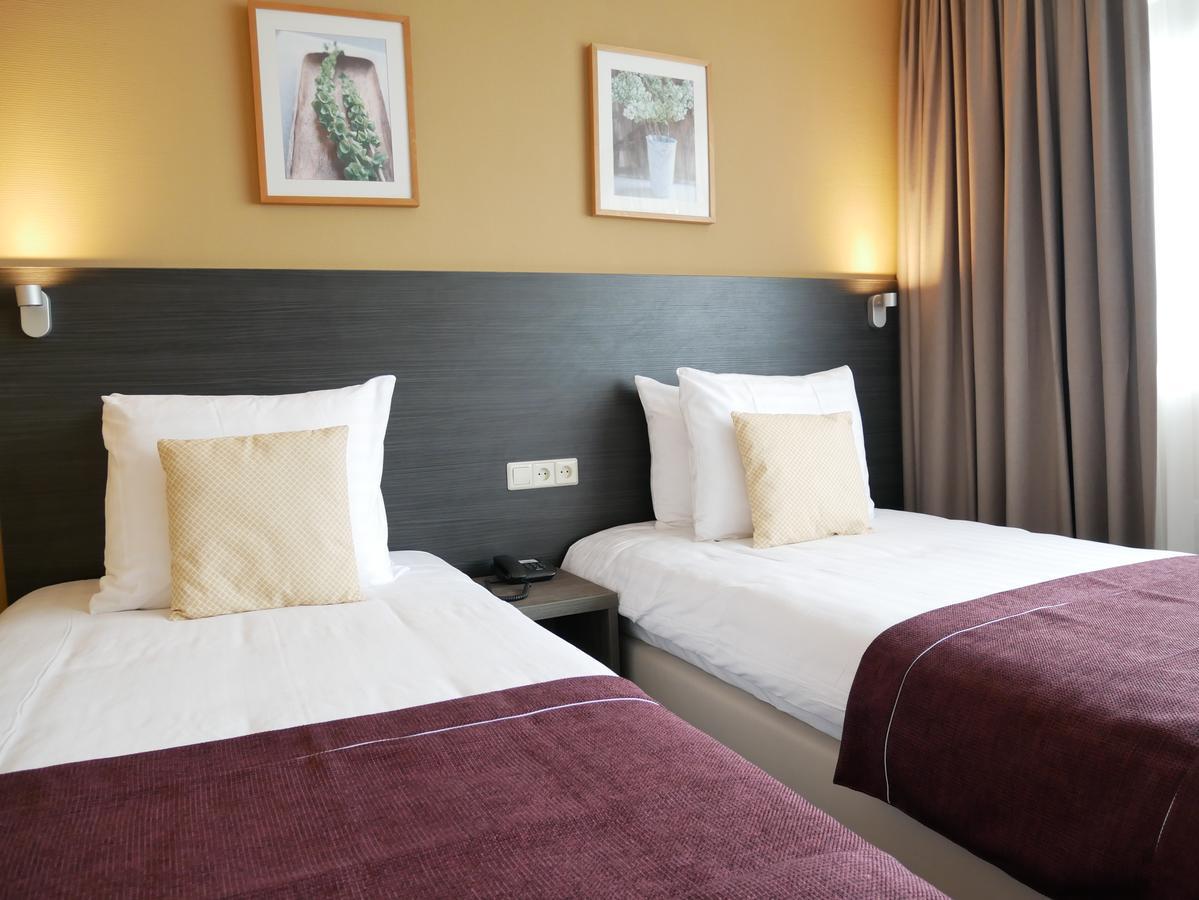 Hotel Het Oosten Alphen aan den Rijn Esterno foto